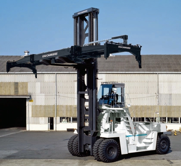 37-43 噸柴油堆高機 4